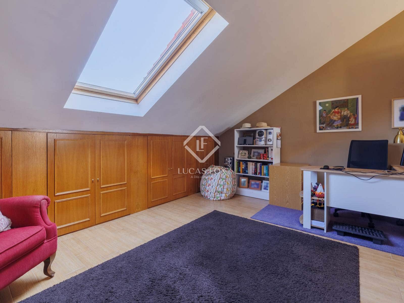 7 soveværelse Villa til salg i Las Rozas de Madrid med swimmingpool garage - € 980.000 (Ref: 9283934)