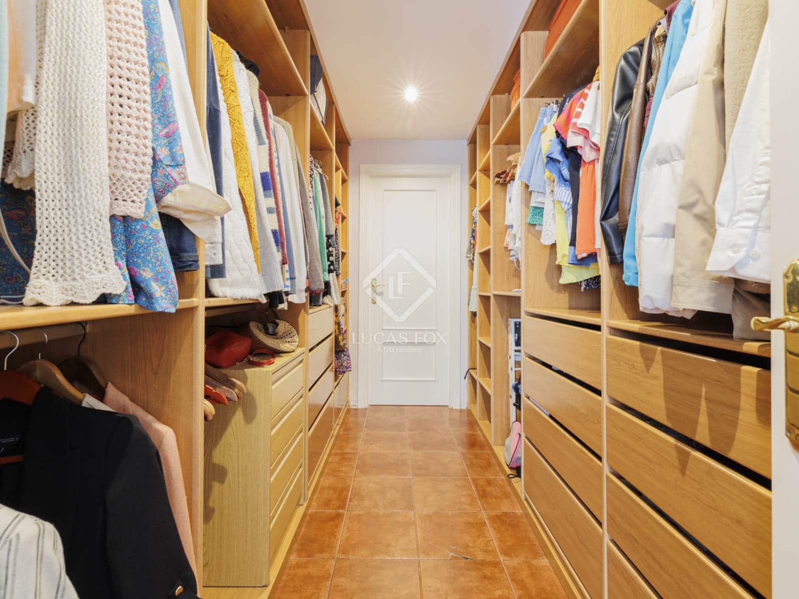 7 soveværelse Villa til salg i Las Rozas de Madrid med swimmingpool garage - € 980.000 (Ref: 9283934)