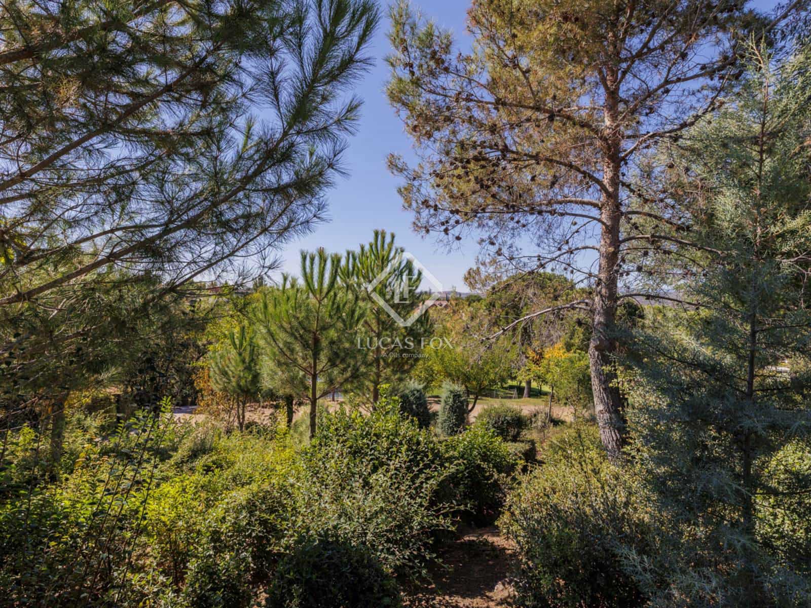 7 soveværelse Villa til salg i Las Rozas de Madrid med swimmingpool garage - € 980.000 (Ref: 9283934)