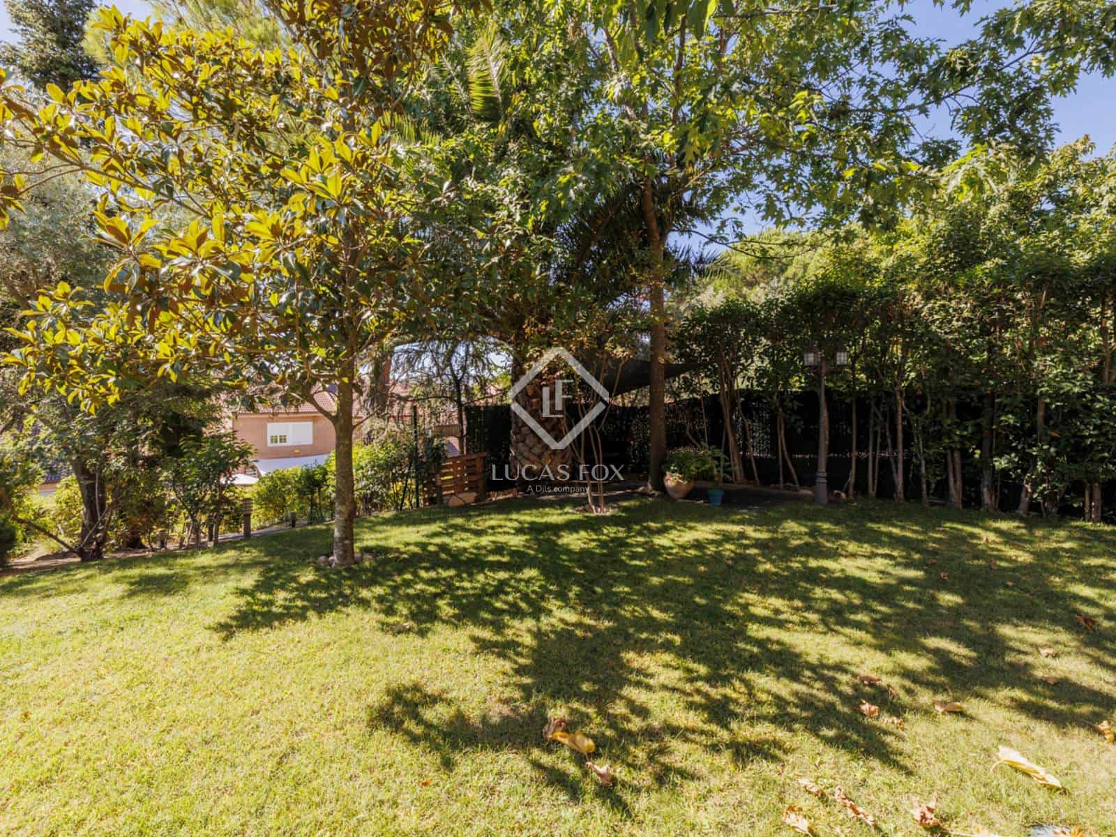 7 soveværelse Villa til salg i Las Rozas de Madrid med swimmingpool garage - € 980.000 (Ref: 9283934)