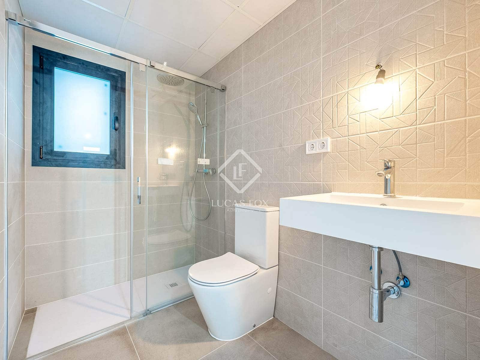 4 sypialnia Willa na sprzedaż w Segur de Calafell z basenem garażem - 455 000 € (Ref: 9283935)