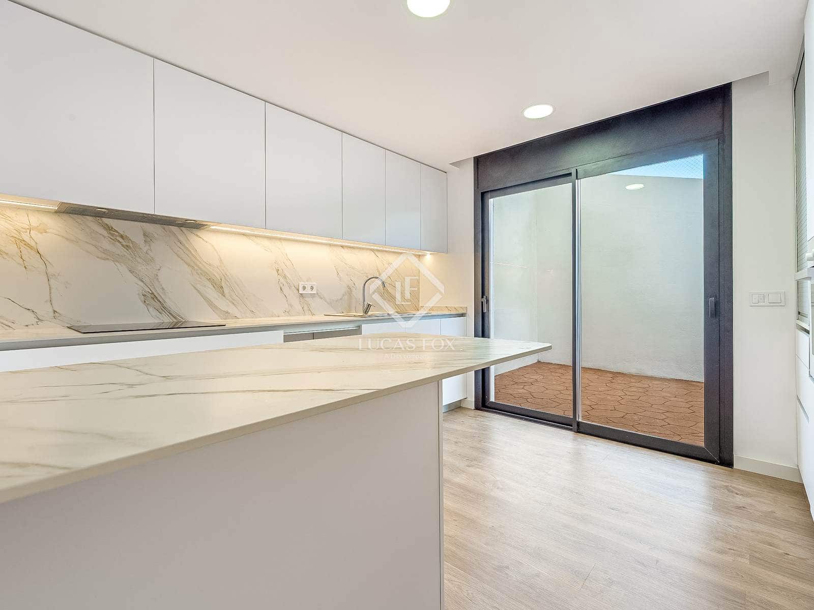 4 sypialnia Willa na sprzedaż w Segur de Calafell z basenem garażem - 455 000 € (Ref: 9283935)