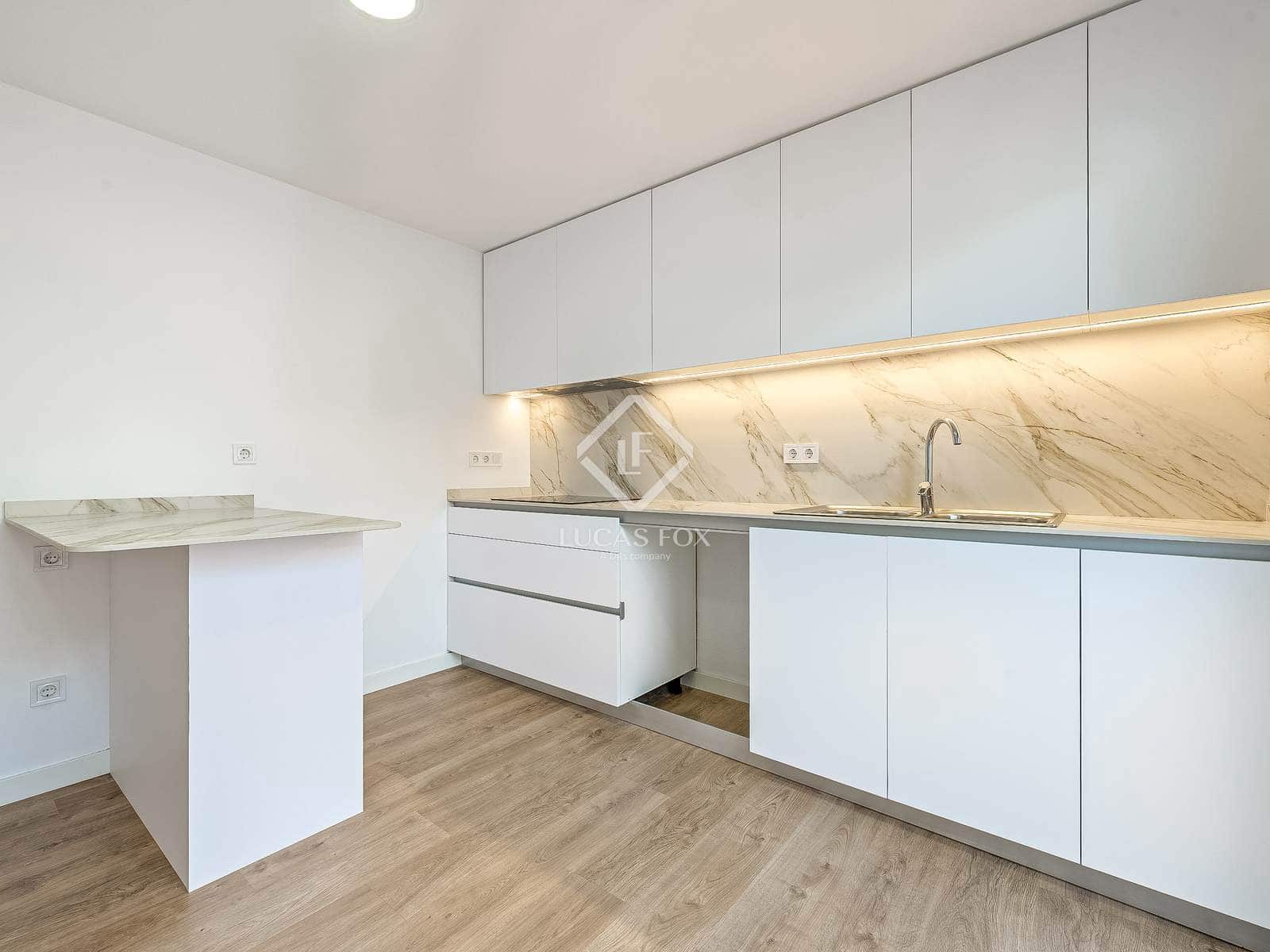 4 sypialnia Willa na sprzedaż w Segur de Calafell z basenem garażem - 455 000 € (Ref: 9283935)