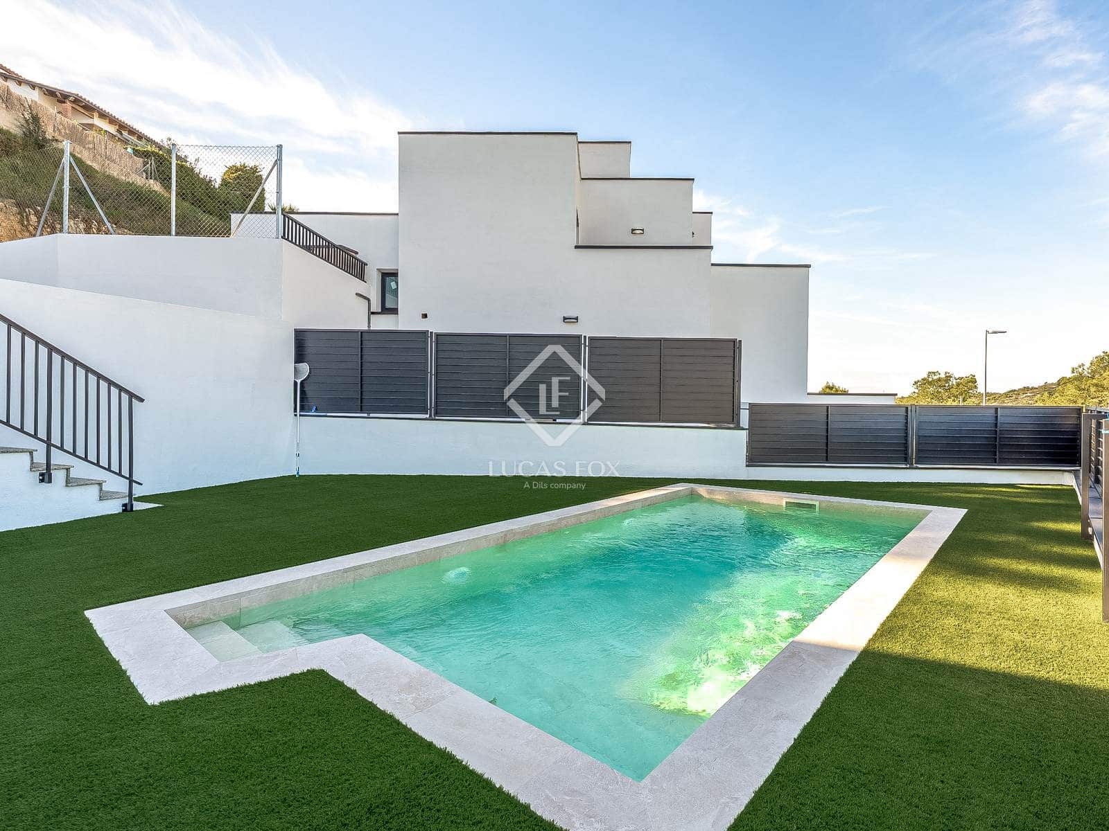 4 sypialnia Willa na sprzedaż w Segur de Calafell z basenem garażem - 455 000 € (Ref: 9283935)