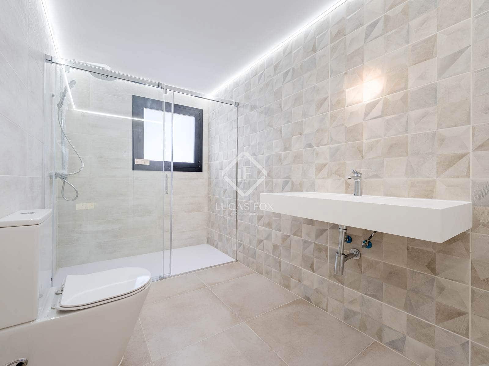 4 sypialnia Willa na sprzedaż w Segur de Calafell z basenem garażem - 455 000 € (Ref: 9283935)