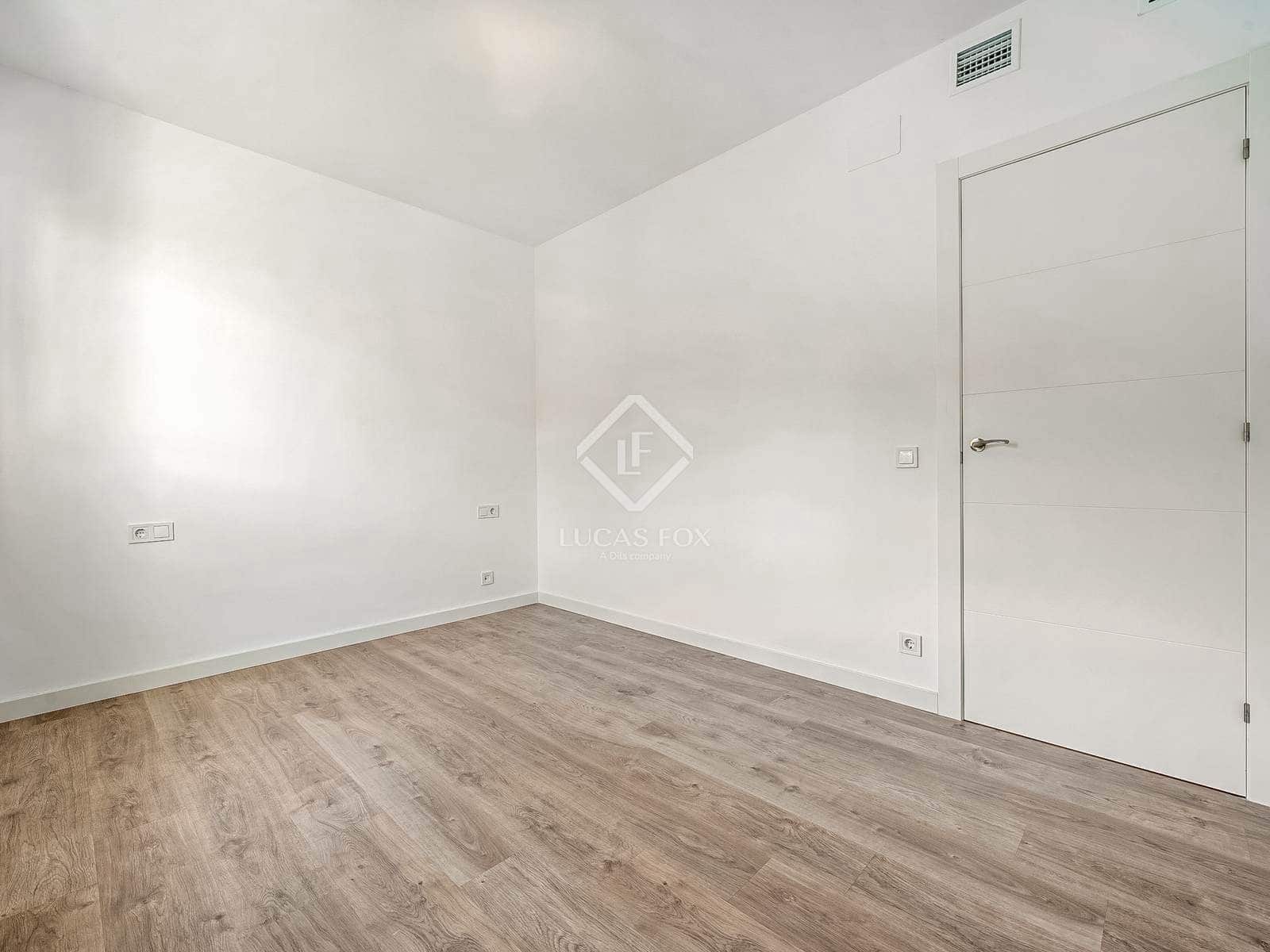 4 sypialnia Willa na sprzedaż w Segur de Calafell z basenem garażem - 455 000 € (Ref: 9283935)