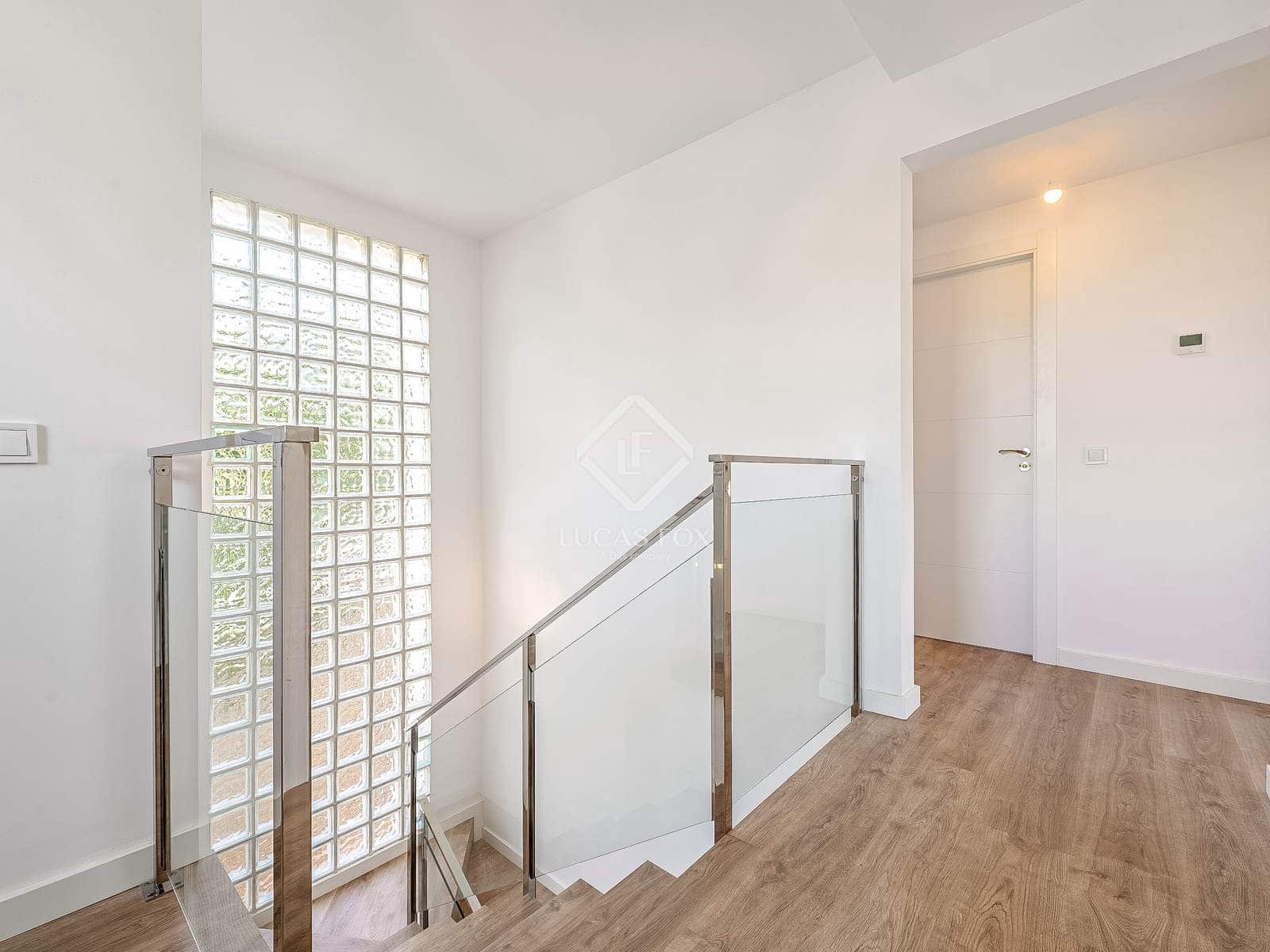 4 sypialnia Willa na sprzedaż w Segur de Calafell z basenem garażem - 455 000 € (Ref: 9283935)