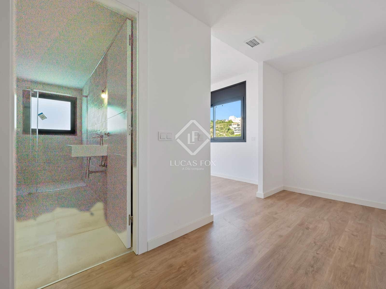 4 sypialnia Willa na sprzedaż w Segur de Calafell z basenem garażem - 455 000 € (Ref: 9283935)