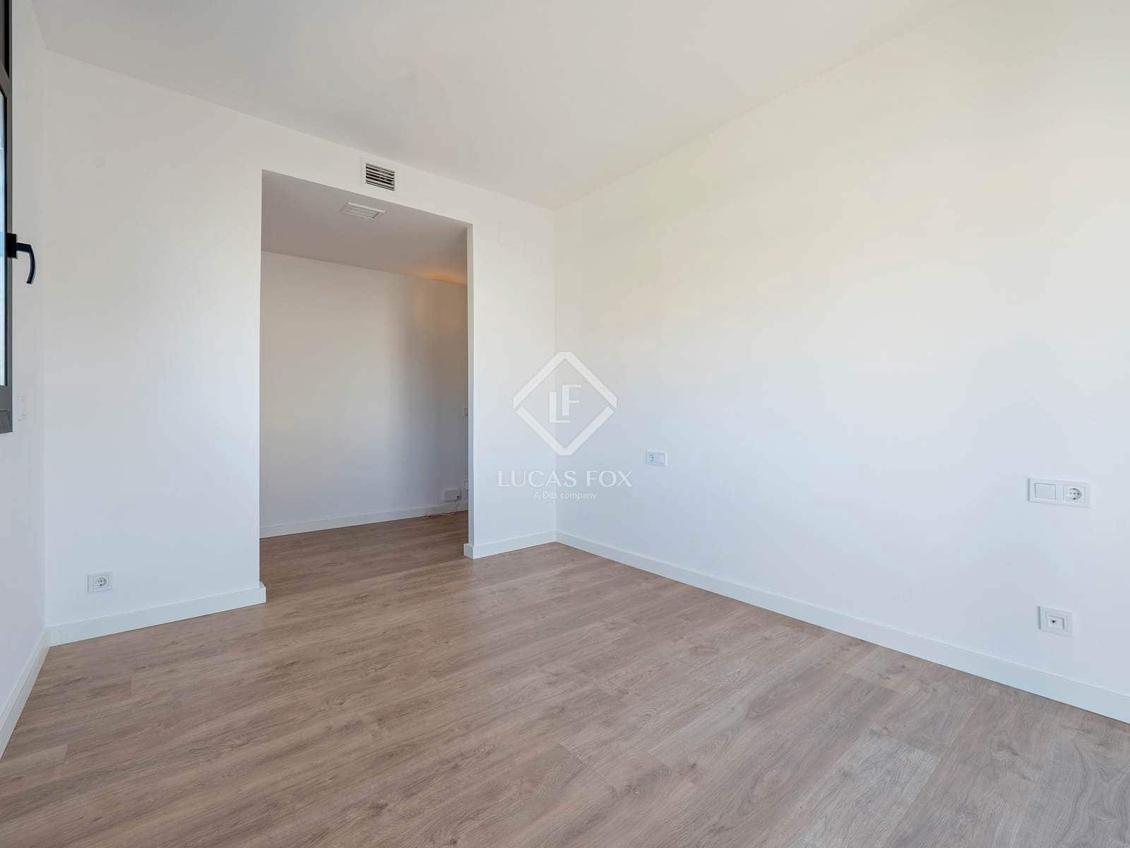 4 sypialnia Willa na sprzedaż w Segur de Calafell z basenem garażem - 455 000 € (Ref: 9283935)