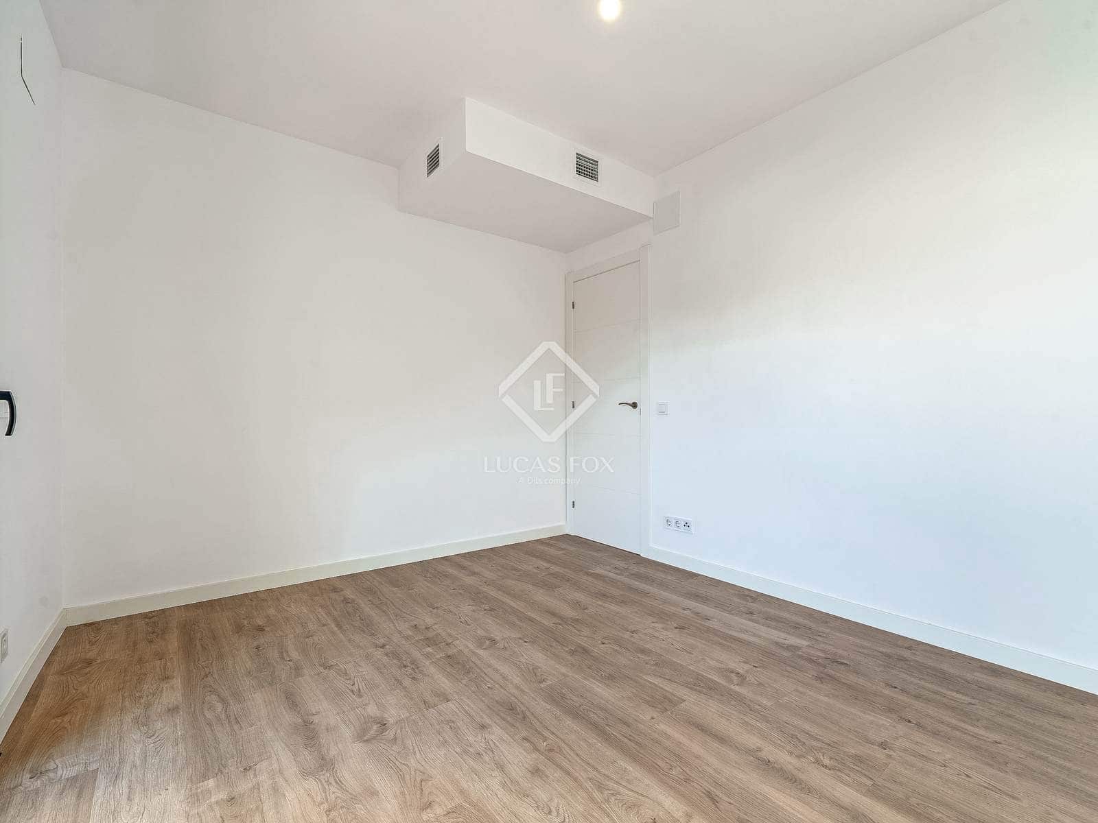 4 sypialnia Willa na sprzedaż w Segur de Calafell z basenem garażem - 455 000 € (Ref: 9283935)