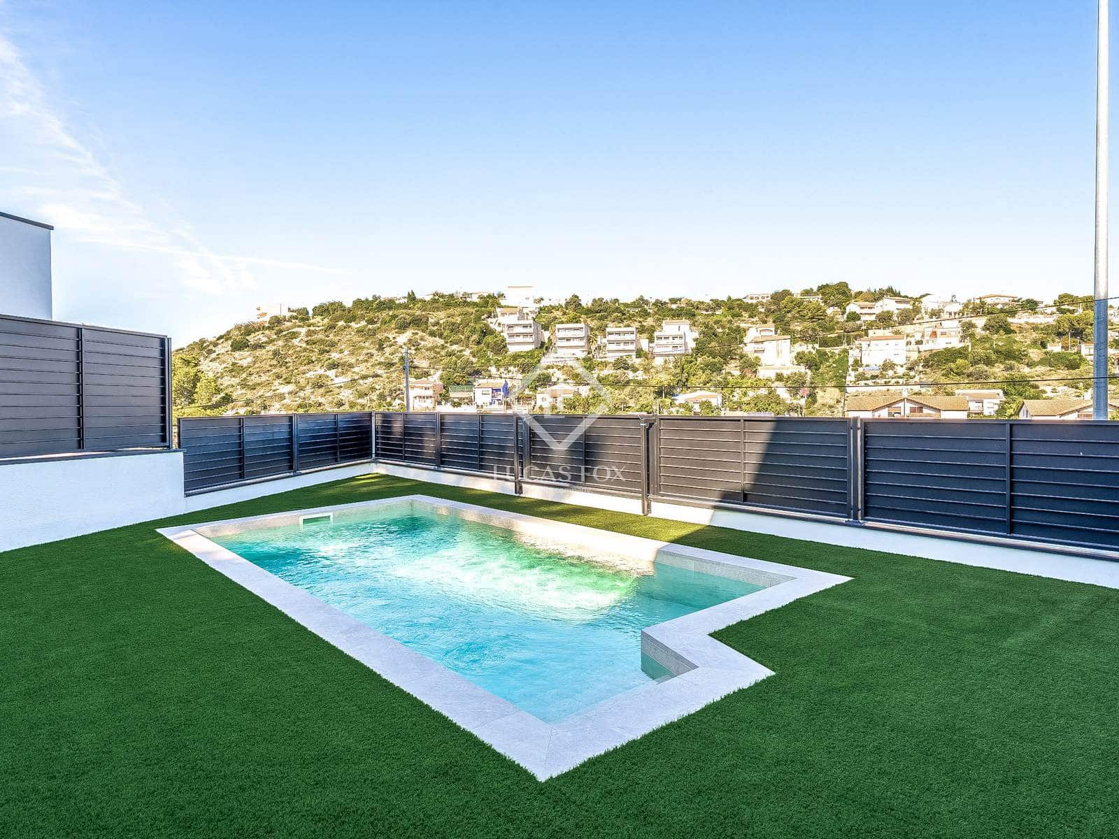 4 sypialnia Willa na sprzedaż w Segur de Calafell z basenem garażem - 455 000 € (Ref: 9283935)