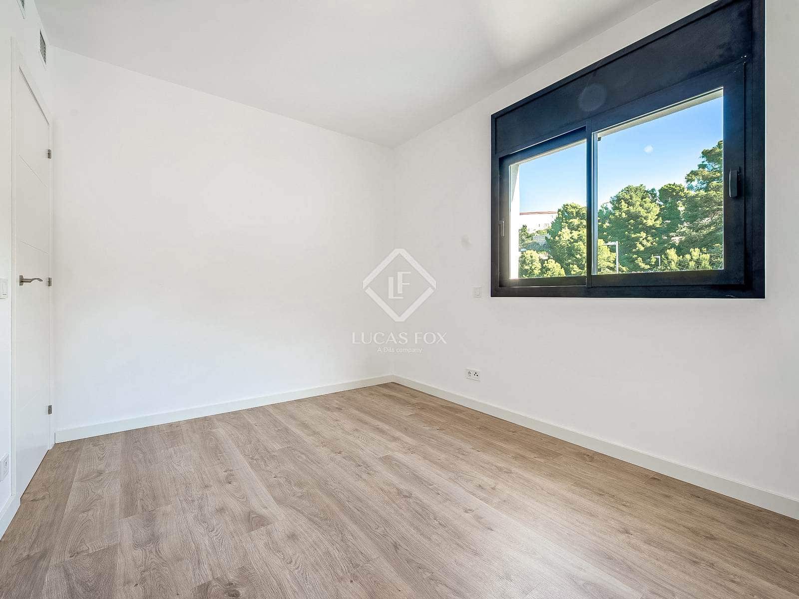 4 sypialnia Willa na sprzedaż w Segur de Calafell z basenem garażem - 455 000 € (Ref: 9283935)