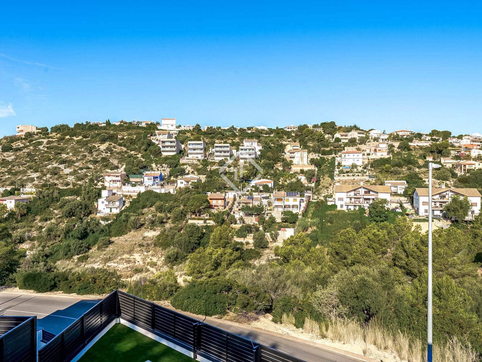 4 sypialnia Willa na sprzedaż w Segur de Calafell z basenem garażem - 455 000 € (Ref: 9283935)