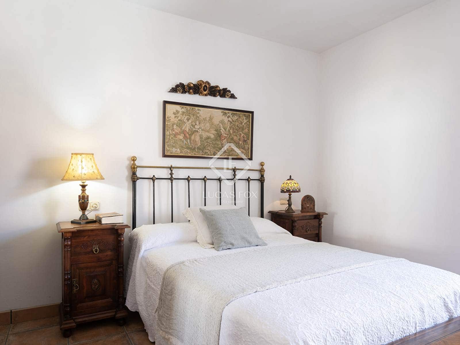 4 bedroom Villa for sale in A Estrada with garage - € 375,000 (Ref: 9283936)