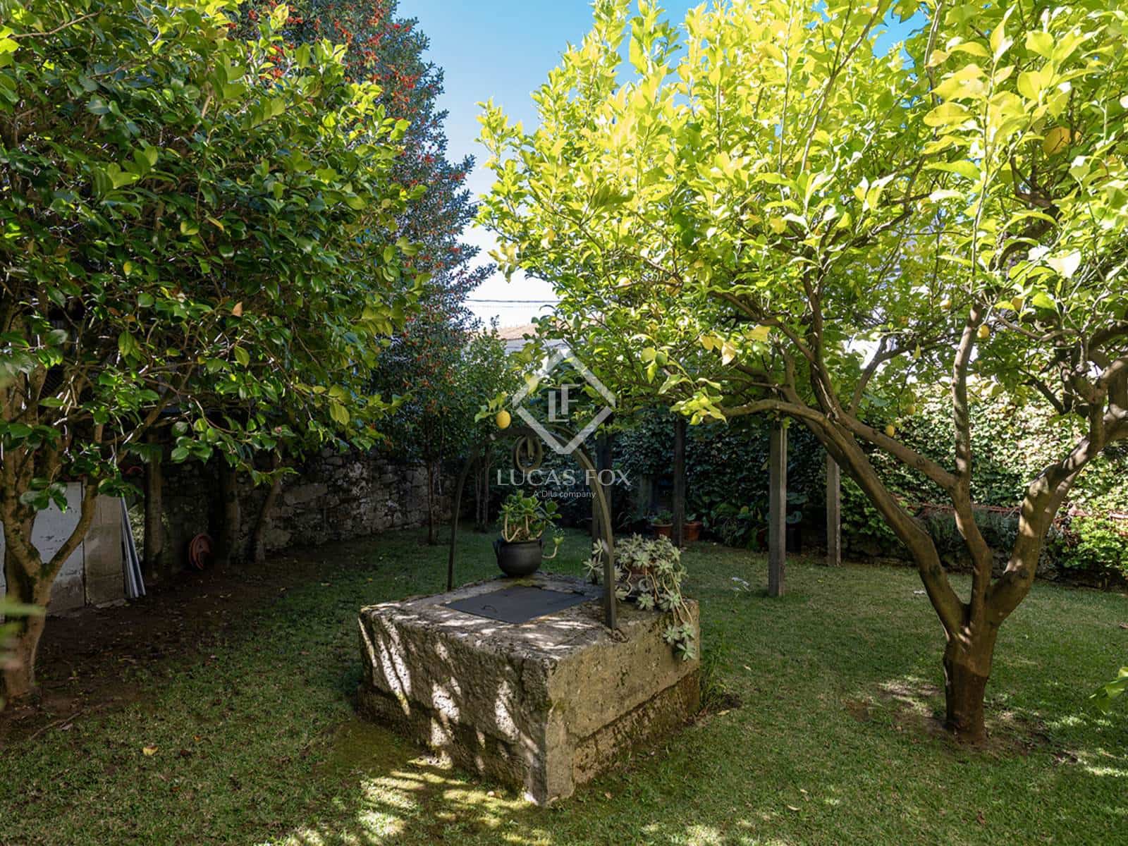 4 bedroom Villa for sale in A Estrada with garage - € 375,000 (Ref: 9283936)