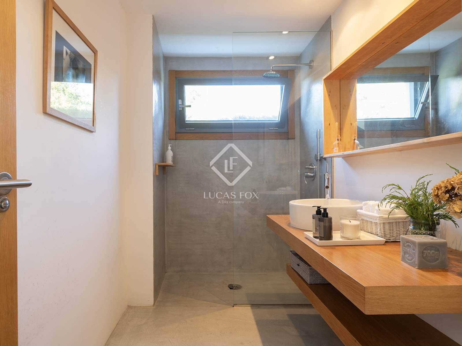 4 bedroom Villa for sale in Sanxenxo with pool garage - € 850,000 (Ref: 9283937)