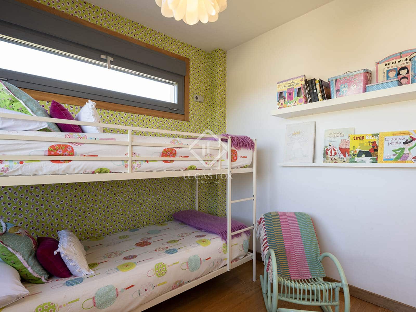 4 bedroom Villa for sale in Sanxenxo with pool garage - € 850,000 (Ref: 9283937)