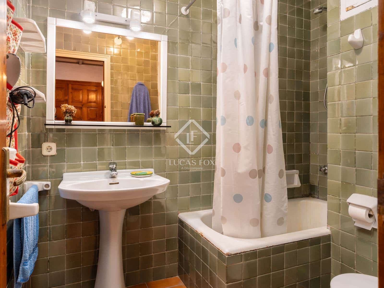 4 bedroom Villa for sale in Sa Riera with garage - € 1,080,000 (Ref: 9288259)