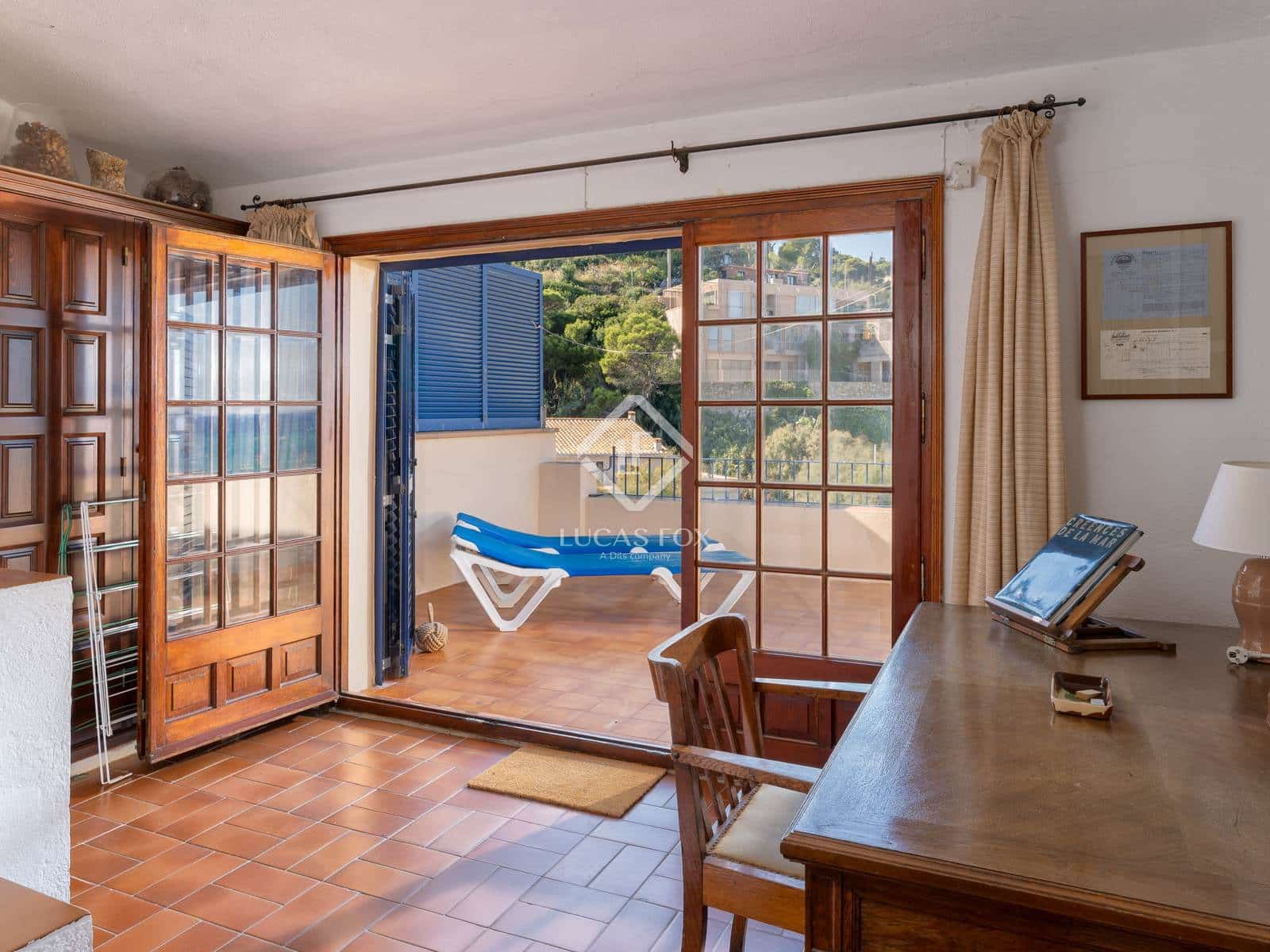 4 bedroom Villa for sale in Sa Riera with garage - € 1,080,000 (Ref: 9288259)