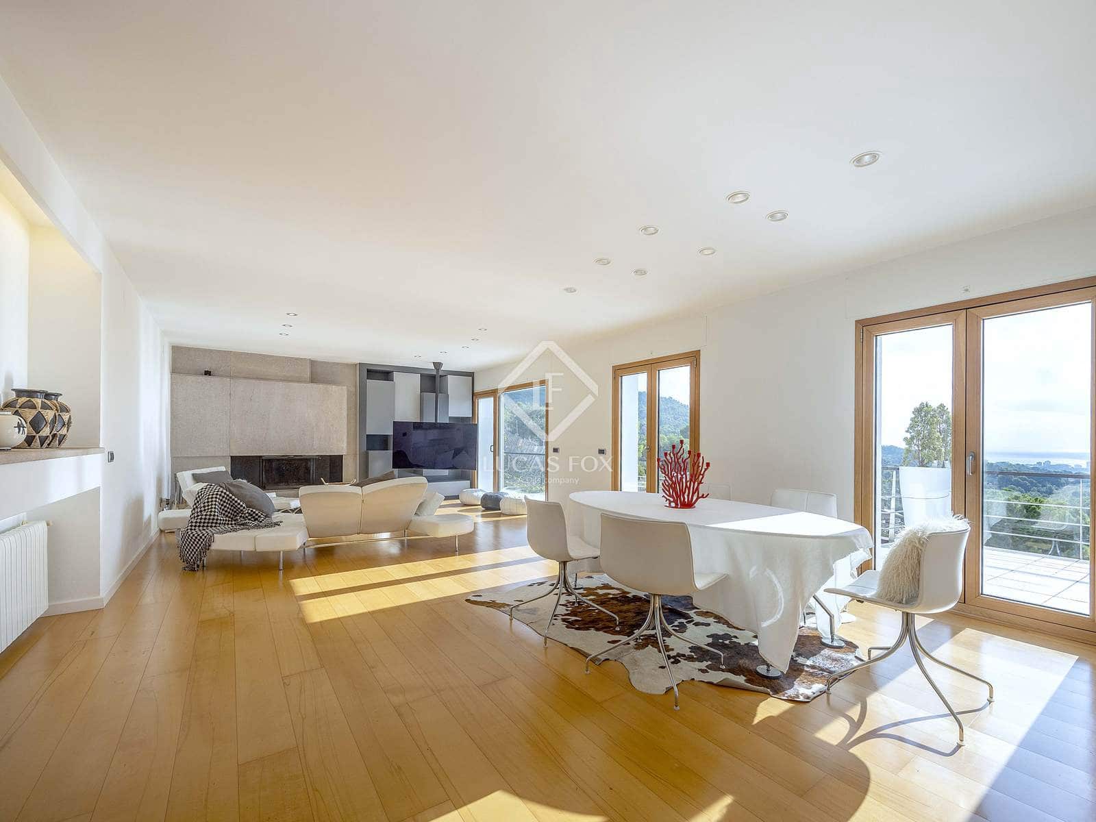 5 slaapkamer Villa te koop in Benicassim met zwembad garage - € 1.100.000 (Ref: 9289463)