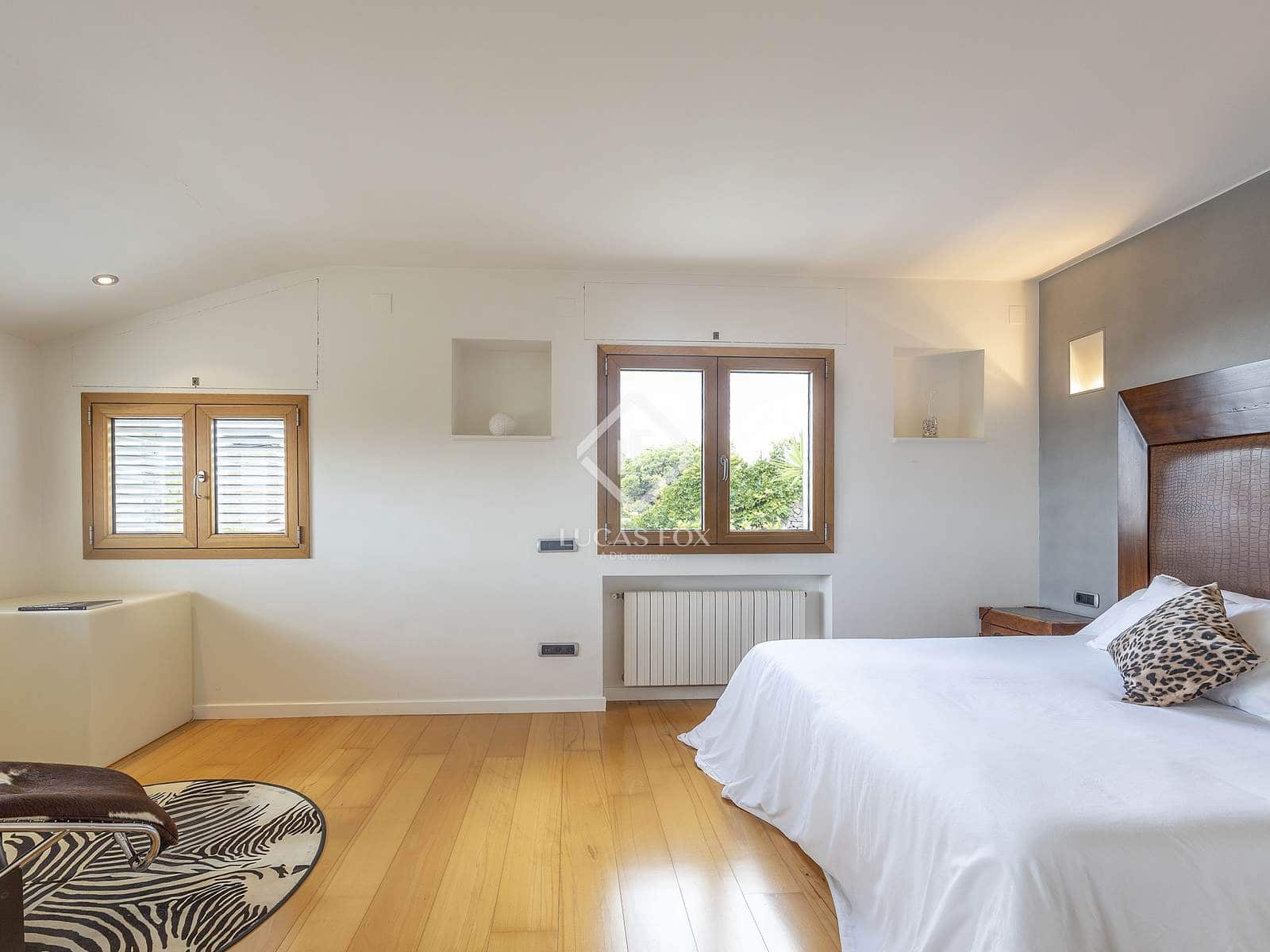 5 slaapkamer Villa te koop in Benicassim met zwembad garage - € 1.100.000 (Ref: 9289463)