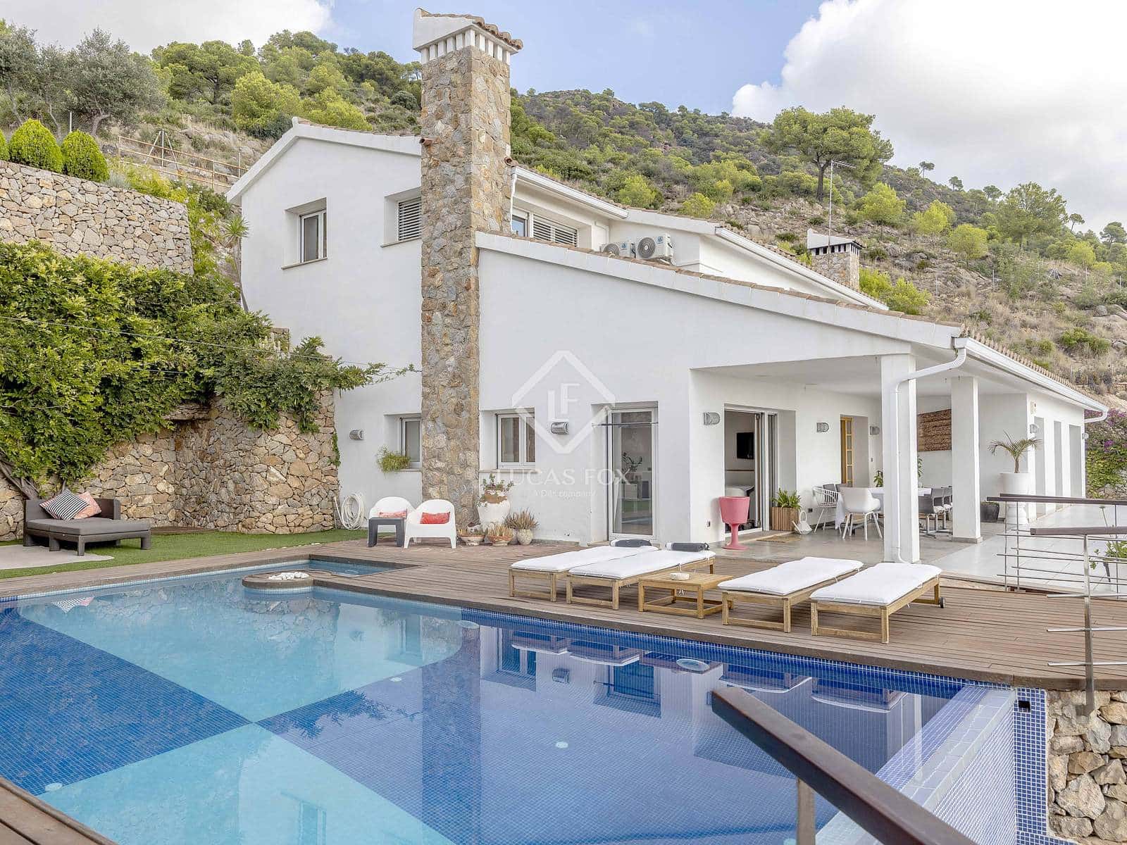 5 slaapkamer Villa te koop in Benicassim met zwembad garage - € 1.100.000 (Ref: 9289463)