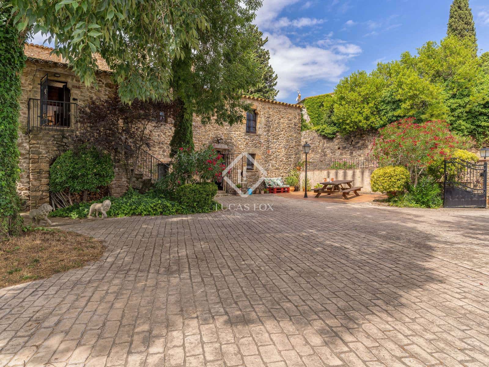 10 soveværelse Finca/Landehus til salg i Ullastret med swimmingpool - € 2.400.000 (Ref: 9289631)