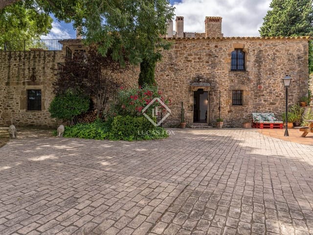 10 quarto Quinta/Casa Rural para venda em Ullastret com piscina - 2 400 000 € (Ref: 9289631)