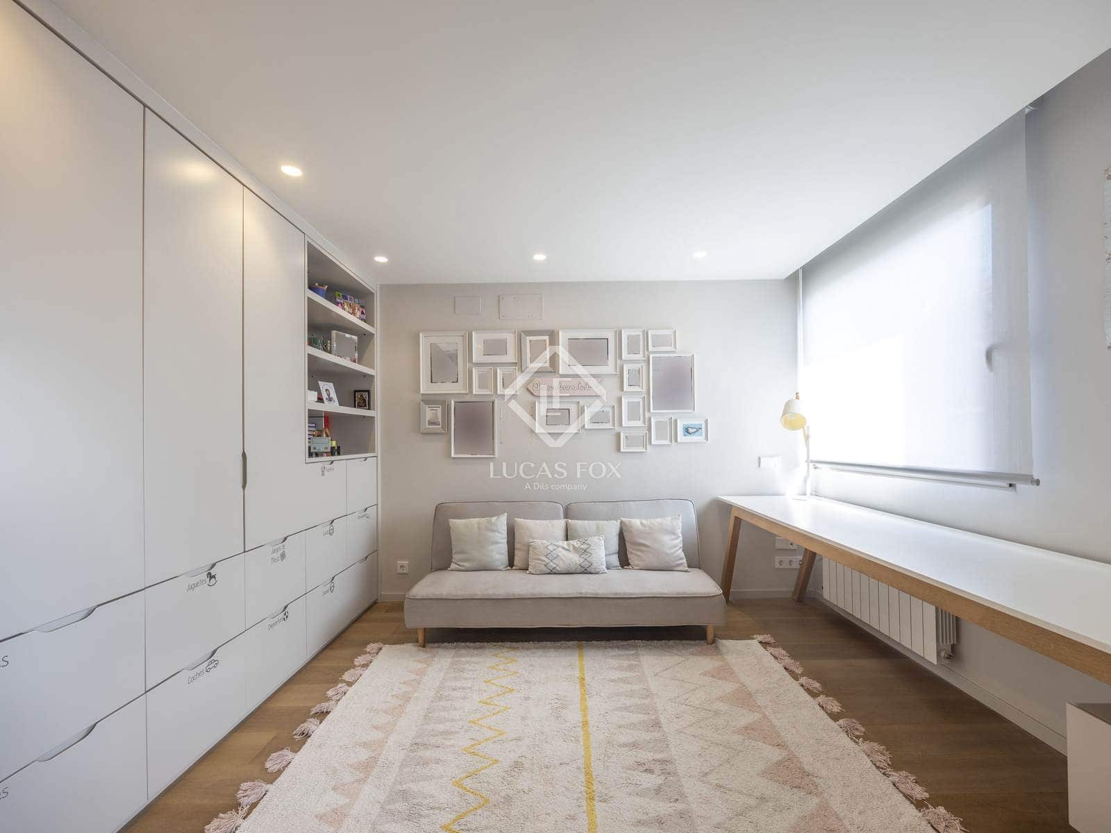 Apartamento de 4 habitaciones en València ciudad en venta con garaje - 1.280.000 € (Ref: 9289810)