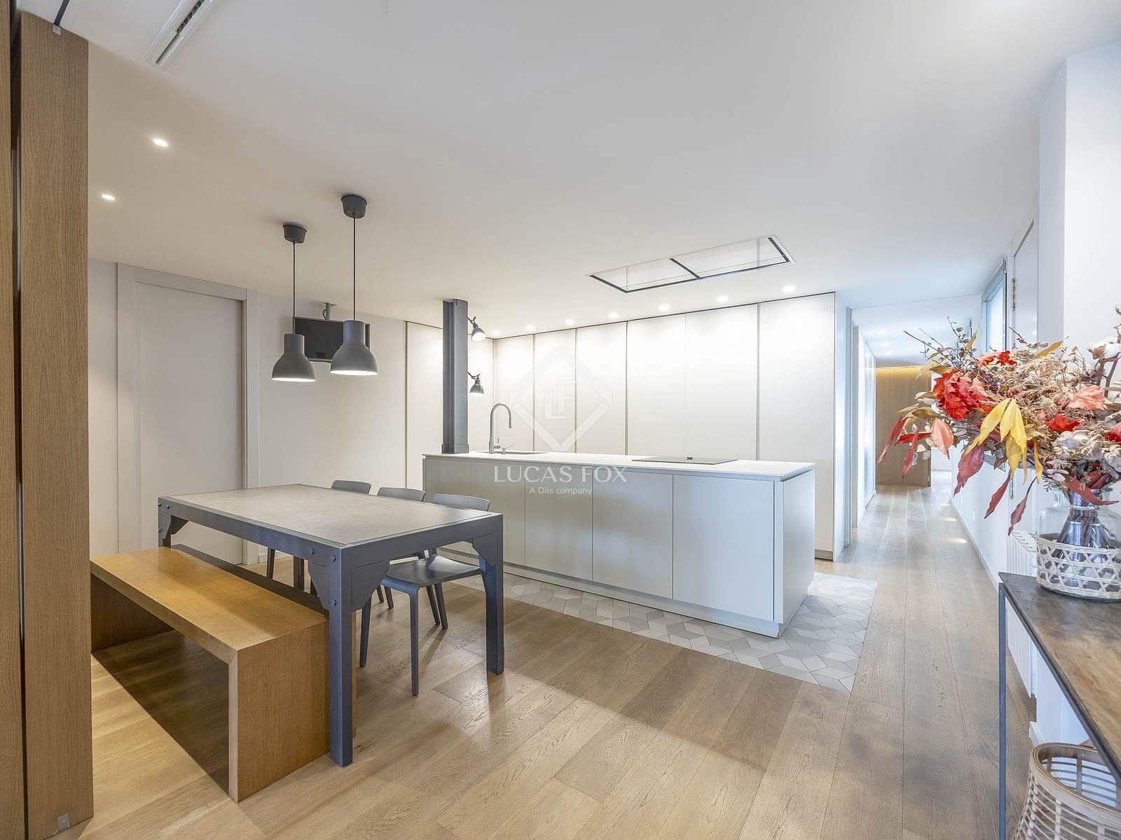 Apartamento de 4 habitaciones en València ciudad en venta con garaje - 1.280.000 € (Ref: 9289810)