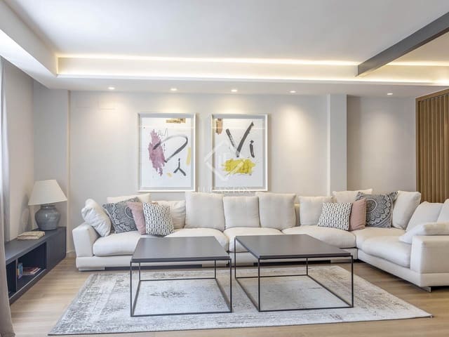 4 slaapkamer Appartement te koop in Valencia stad met garage - € 1.280.000 (Ref: 9289810)