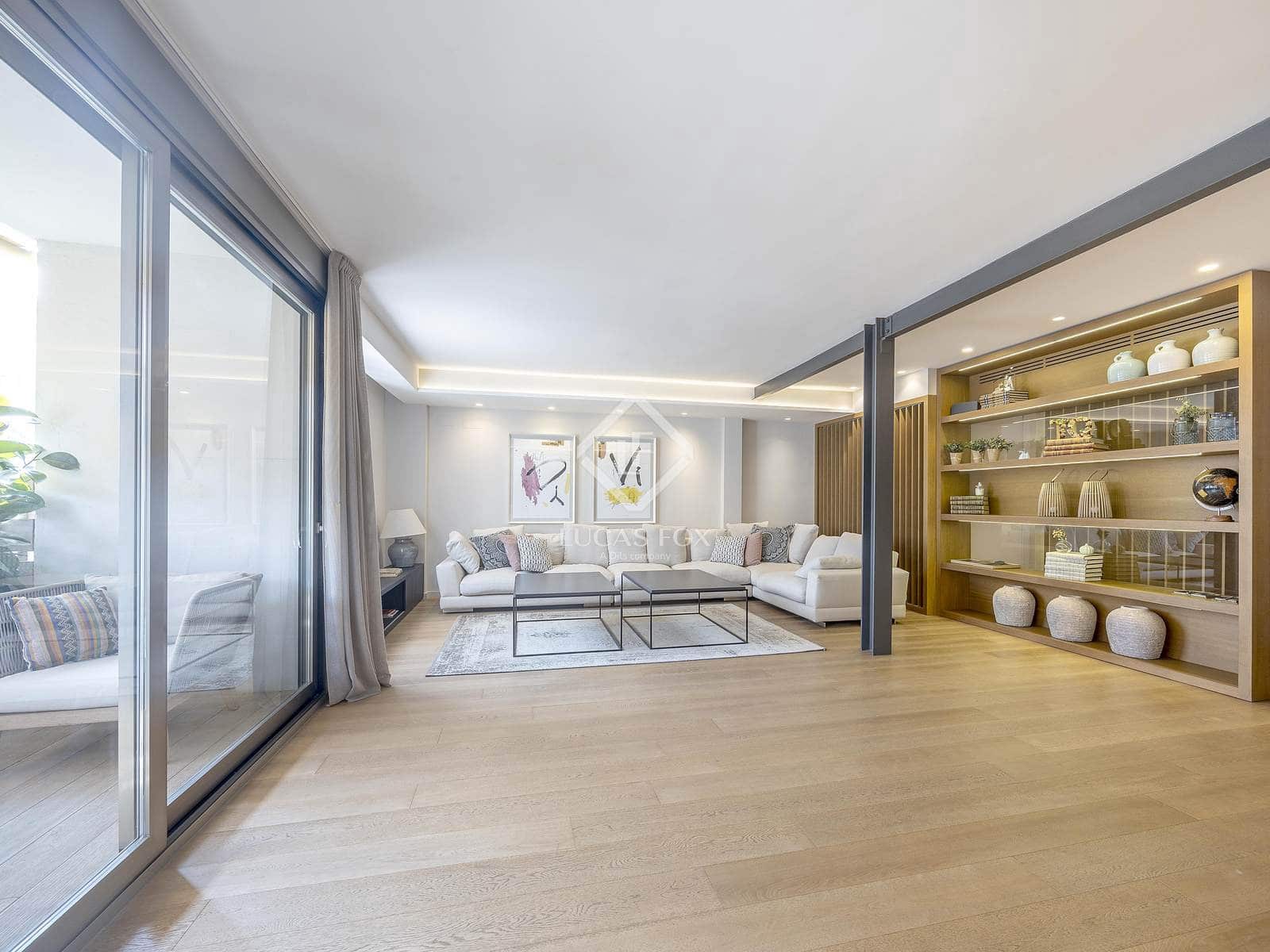 Apartamento de 4 habitaciones en València ciudad en venta con garaje - 1.280.000 € (Ref: 9289810)