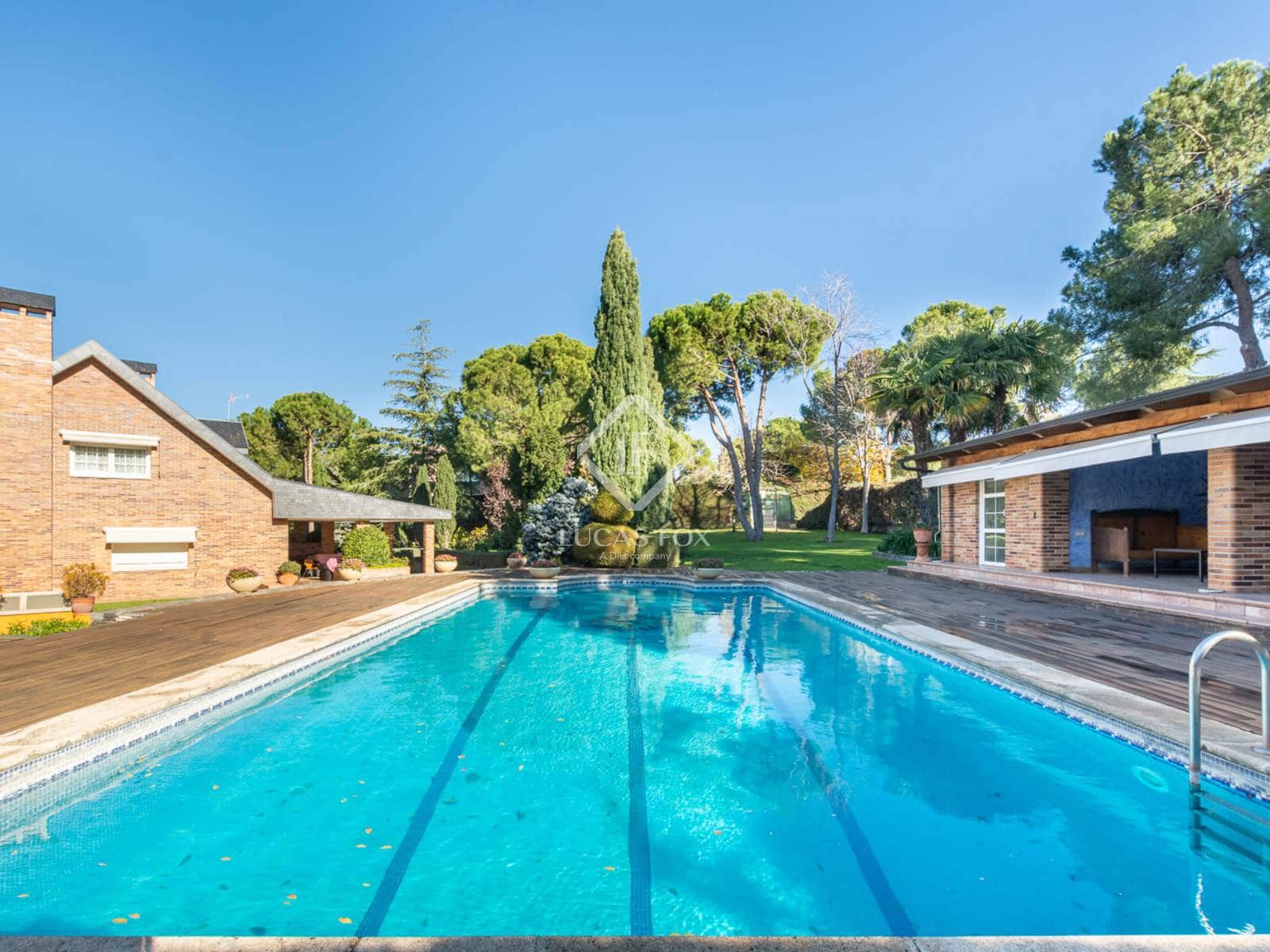 6 slaapkamer Villa te koop in Boadilla del Monte met zwembad garage - € 2.700.000 (Ref: 9290936)