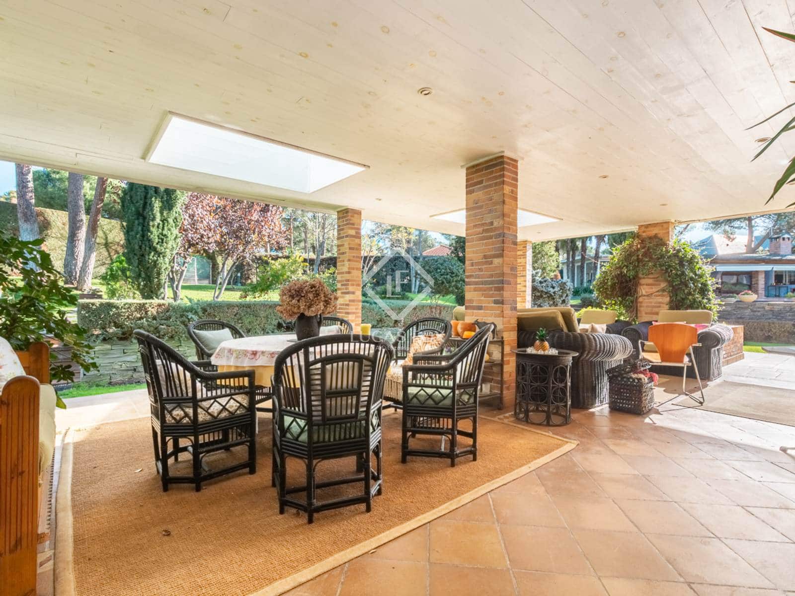 6 slaapkamer Villa te koop in Boadilla del Monte met zwembad garage - € 2.700.000 (Ref: 9290936)