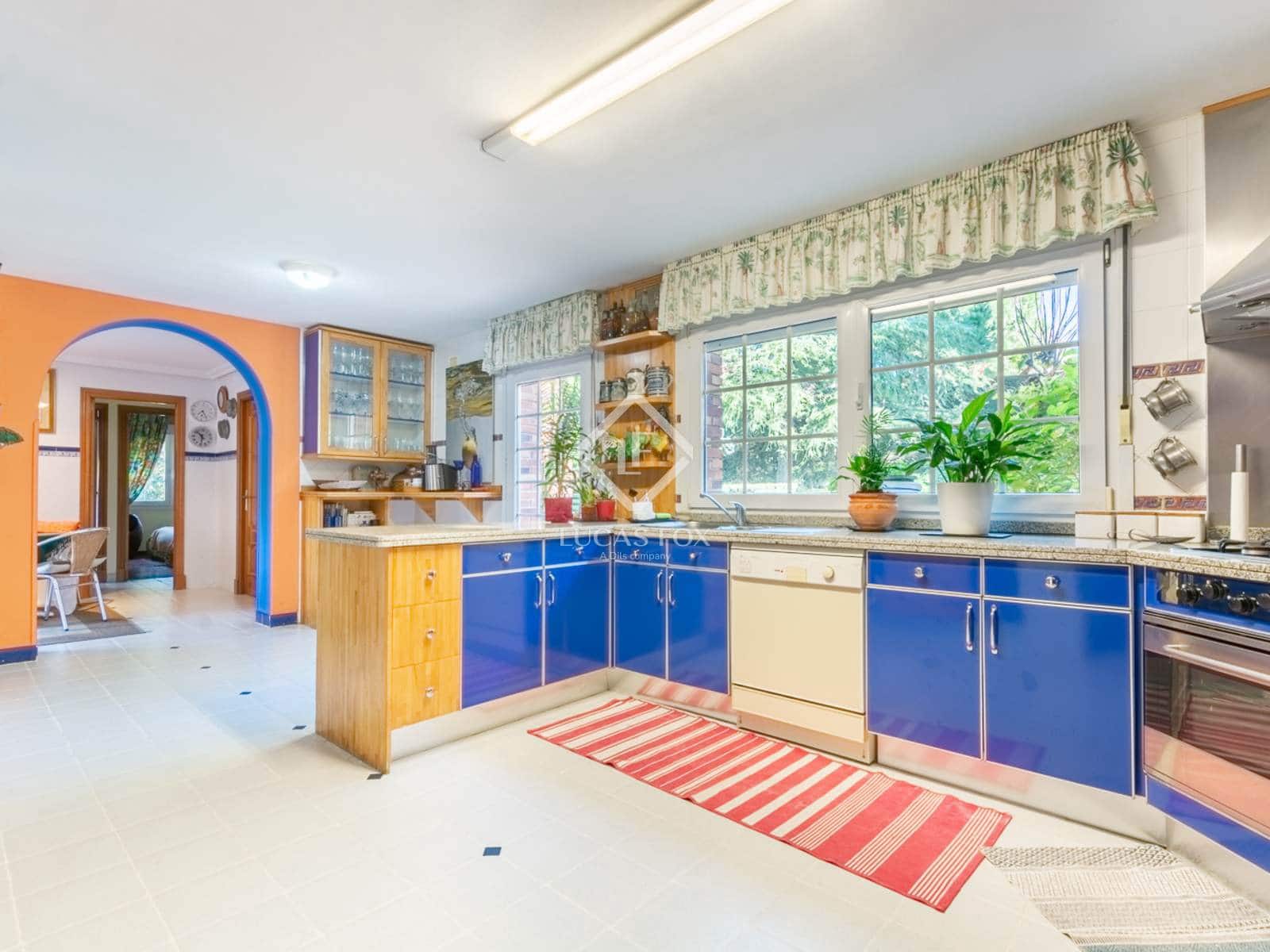 6 slaapkamer Villa te koop in Boadilla del Monte met zwembad garage - € 2.700.000 (Ref: 9290936)