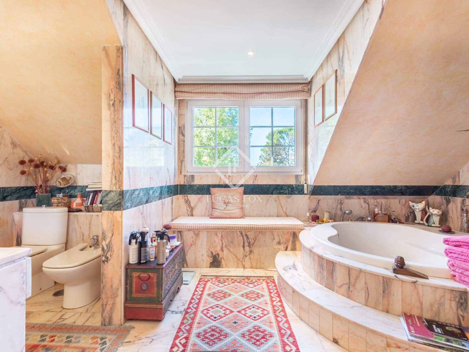 6 slaapkamer Villa te koop in Boadilla del Monte met zwembad garage - € 2.700.000 (Ref: 9290936)