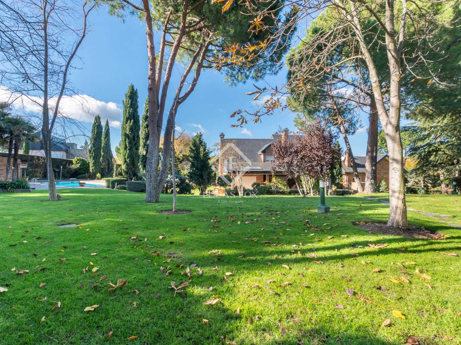 6 slaapkamer Villa te koop in Boadilla del Monte met zwembad garage - € 2.700.000 (Ref: 9290936)