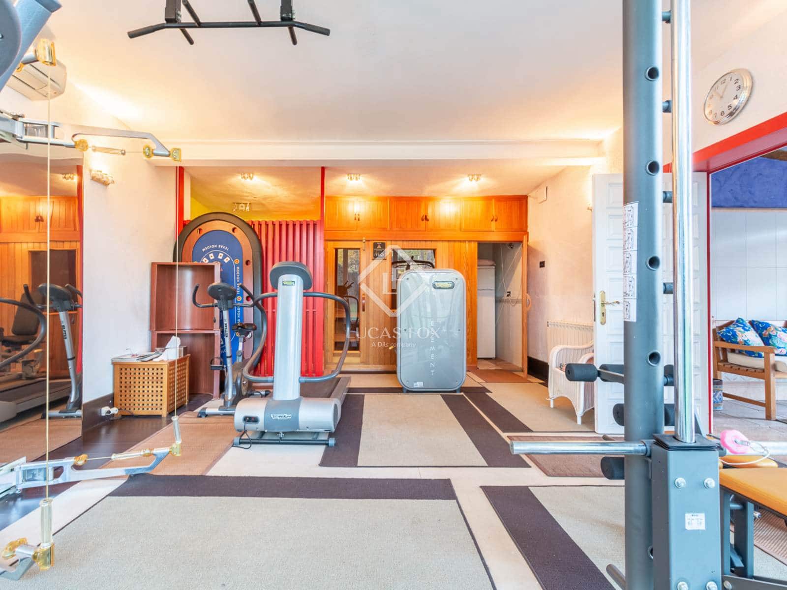 6 slaapkamer Villa te koop in Boadilla del Monte met zwembad garage - € 2.700.000 (Ref: 9290936)