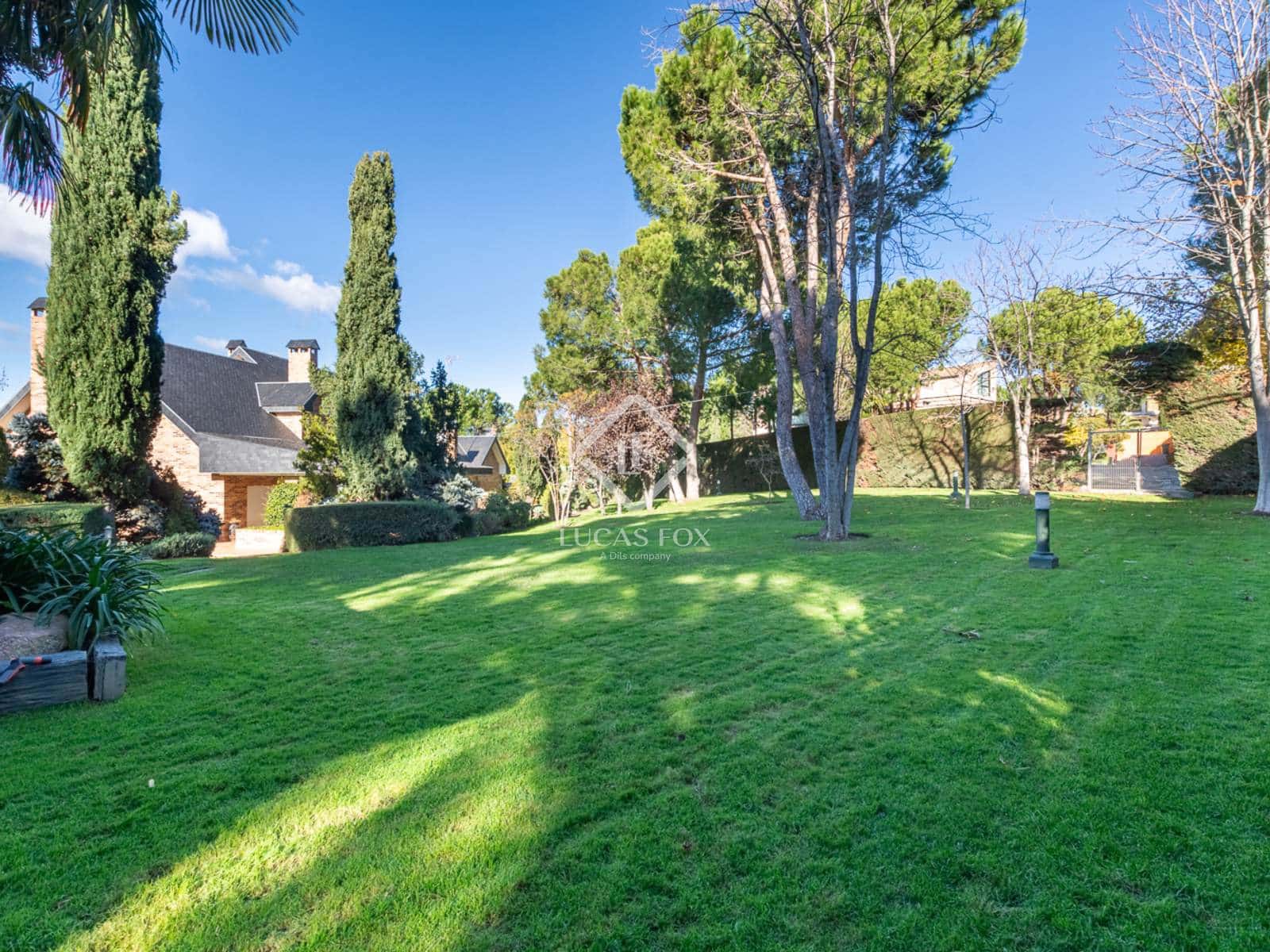 6 slaapkamer Villa te koop in Boadilla del Monte met zwembad garage - € 2.700.000 (Ref: 9290936)