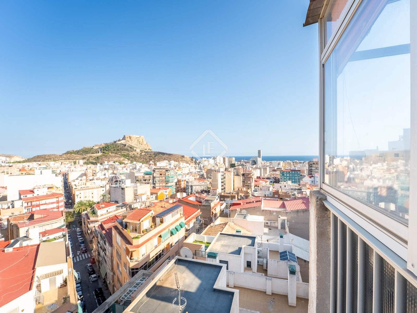 Appartement de 4 chambres à louer à Alicante ville - 1 200 € (Ref: 9293219)