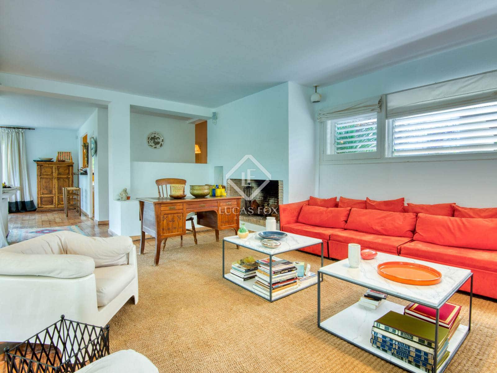 4 sypialnia Willa na sprzedaż w Santa Cristina d'Aro z basenem garażem - 1 150 000 € (Ref: 9293220)