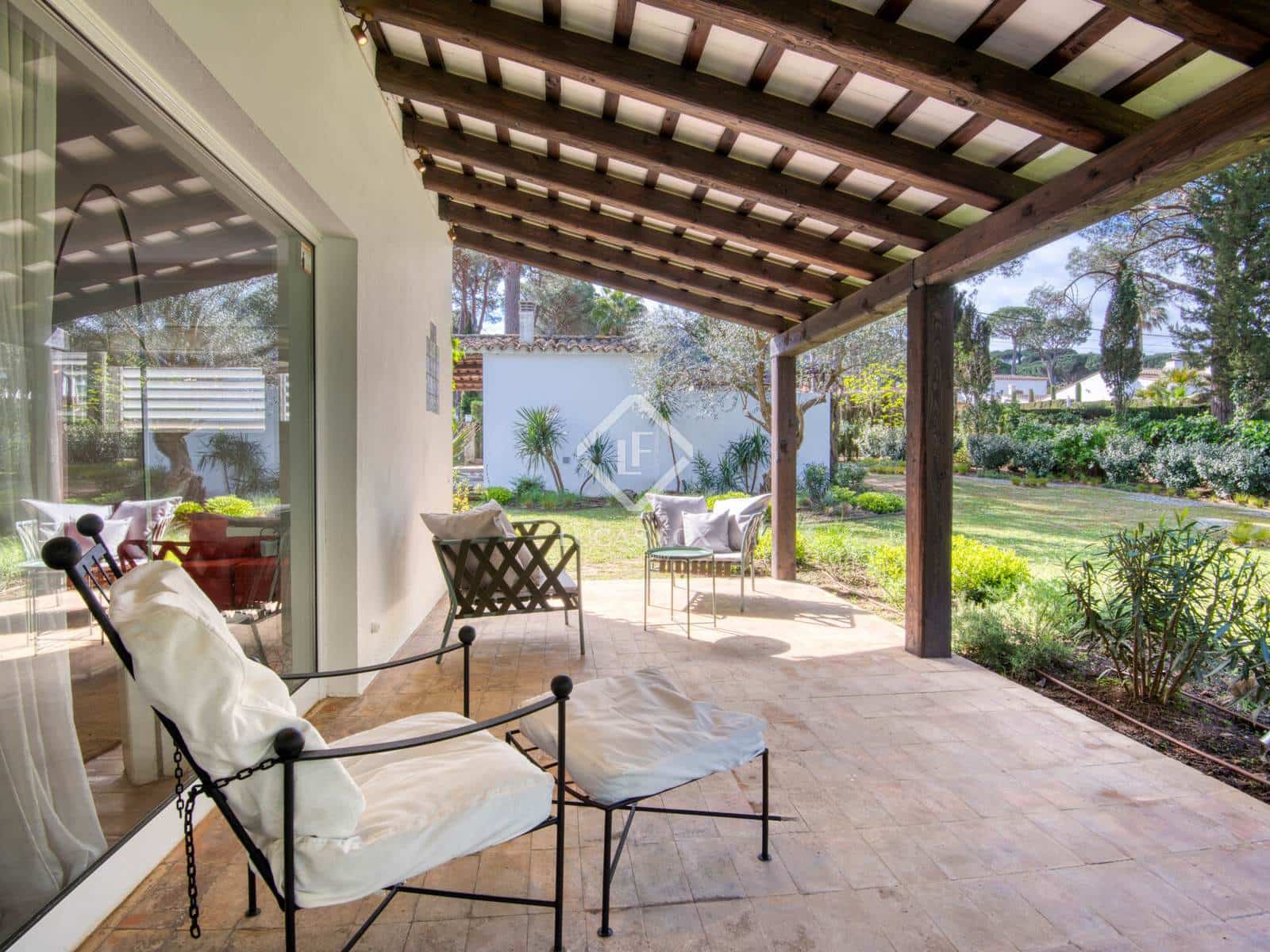 4 sypialnia Willa na sprzedaż w Santa Cristina d'Aro z basenem garażem - 1 150 000 € (Ref: 9293220)