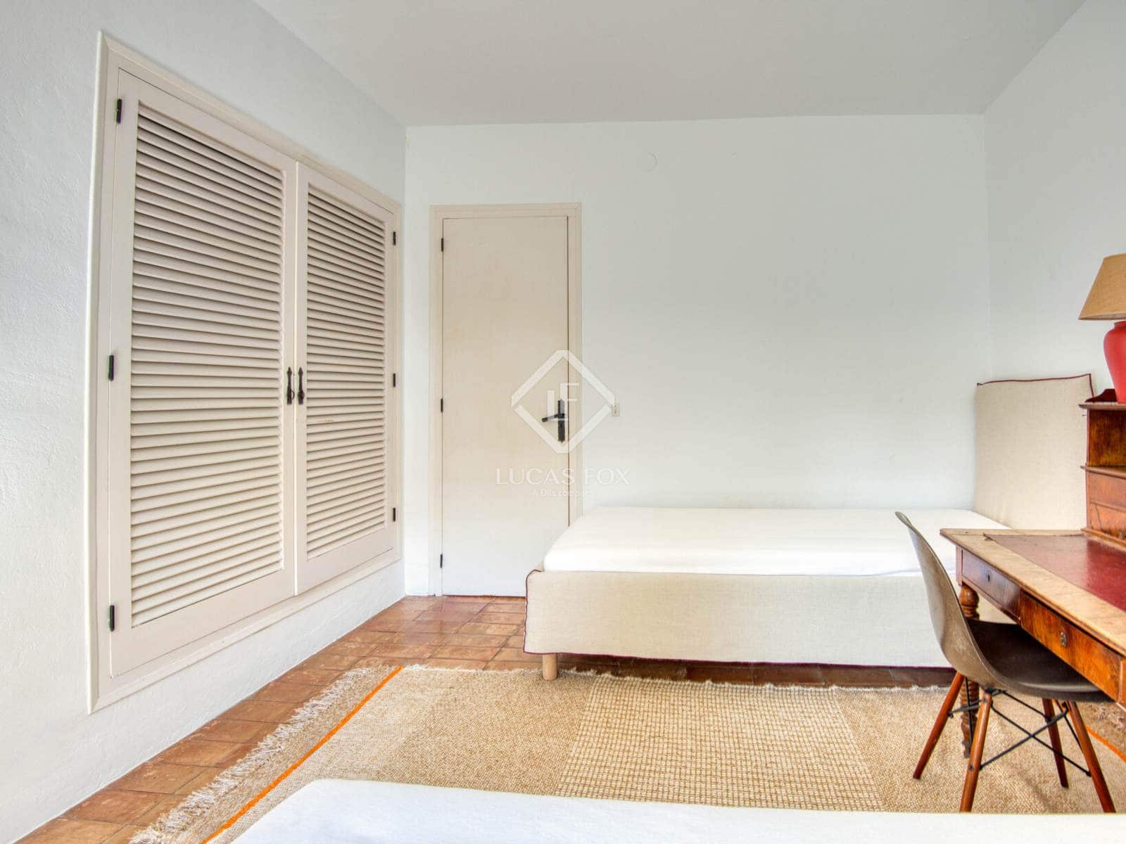 4 sypialnia Willa na sprzedaż w Santa Cristina d'Aro z basenem garażem - 1 150 000 € (Ref: 9293220)