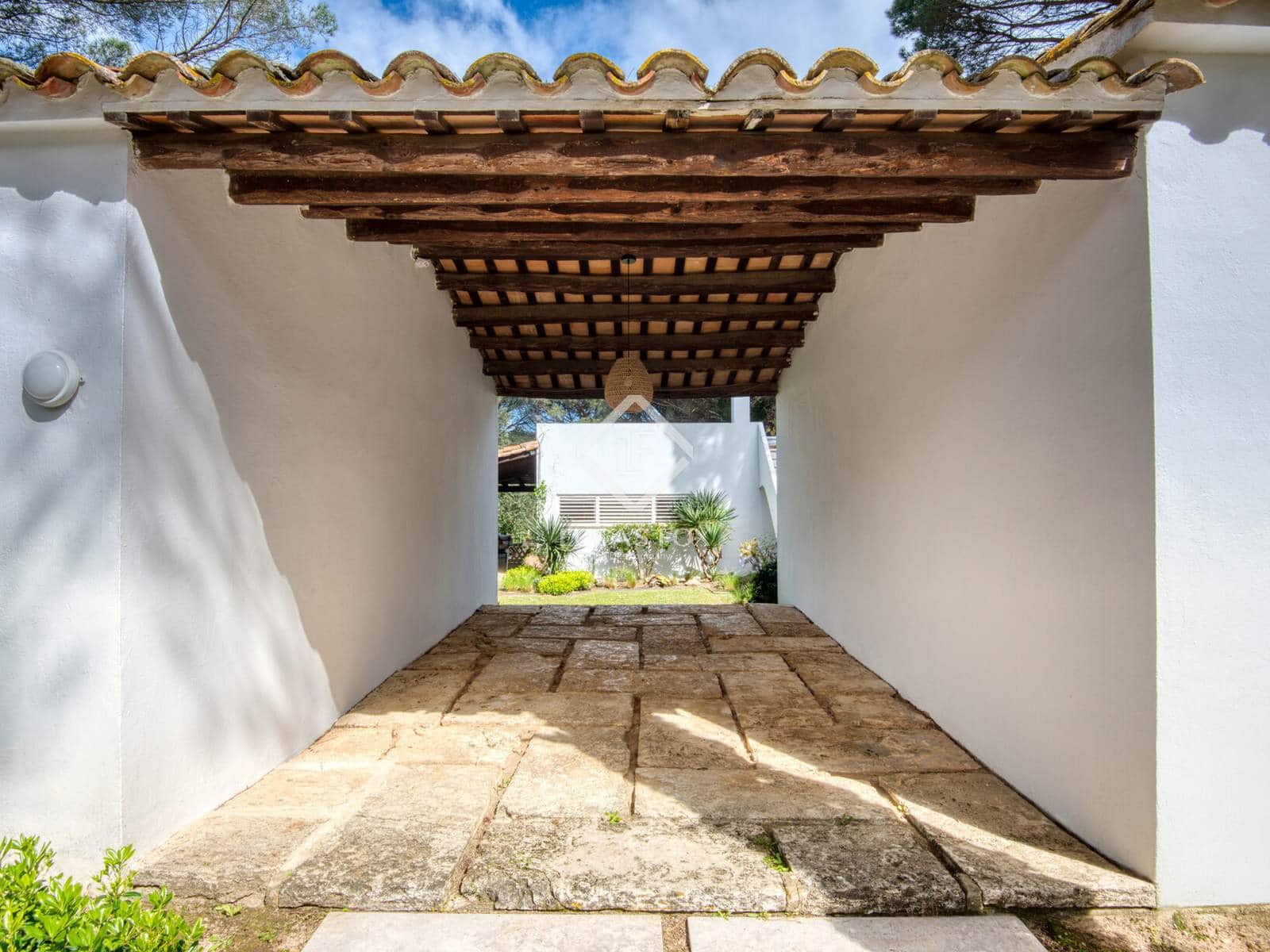 4 sypialnia Willa na sprzedaż w Santa Cristina d'Aro z basenem garażem - 1 150 000 € (Ref: 9293220)