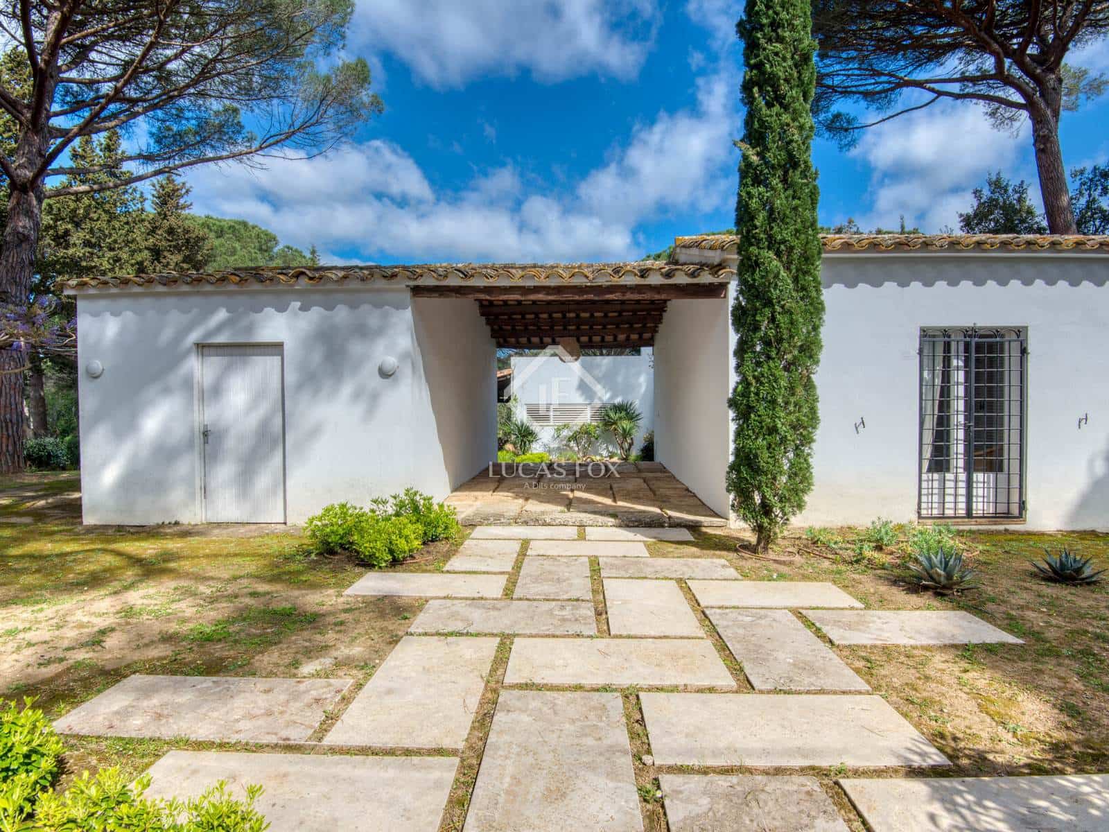 4 sypialnia Willa na sprzedaż w Santa Cristina d'Aro z basenem garażem - 1 150 000 € (Ref: 9293220)