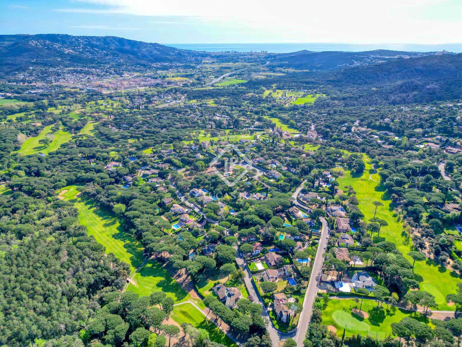 4 sypialnia Willa na sprzedaż w Santa Cristina d'Aro z basenem garażem - 1 150 000 € (Ref: 9293220)