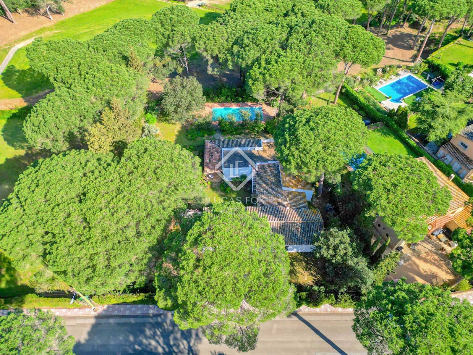 4 sypialnia Willa na sprzedaż w Santa Cristina d'Aro z basenem garażem - 1 150 000 € (Ref: 9293220)