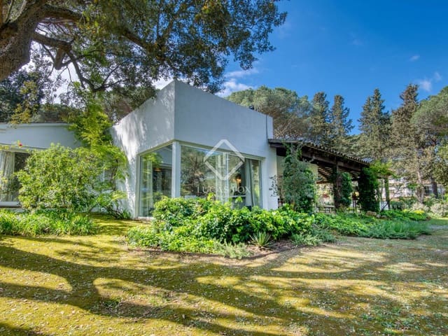 Chalet de 4 habitaciones en Santa Cristina d'Aro en venta con piscina garaje - 1.150.000 € (Ref: 9293220)