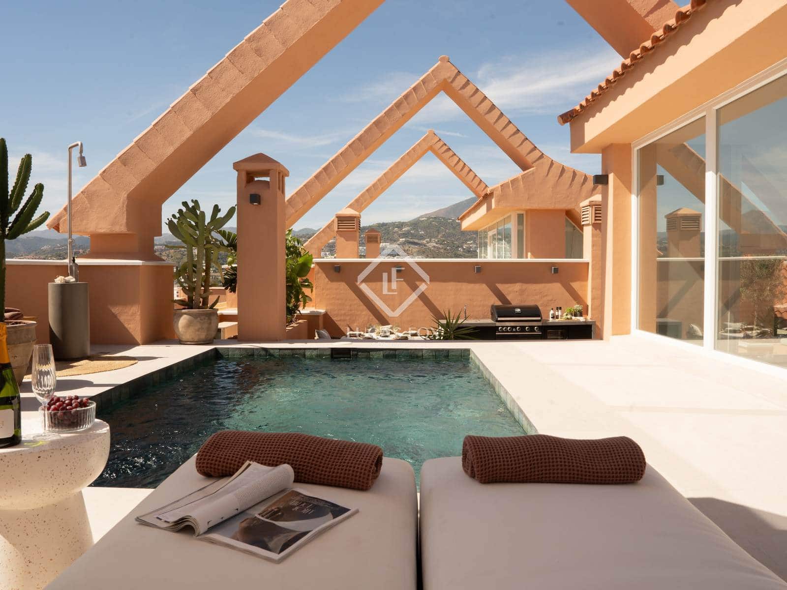 3 Zimmer Penthouse zu verkaufen in Marbella mit Pool Garage - 2.695.000 € (Ref: 9293553)