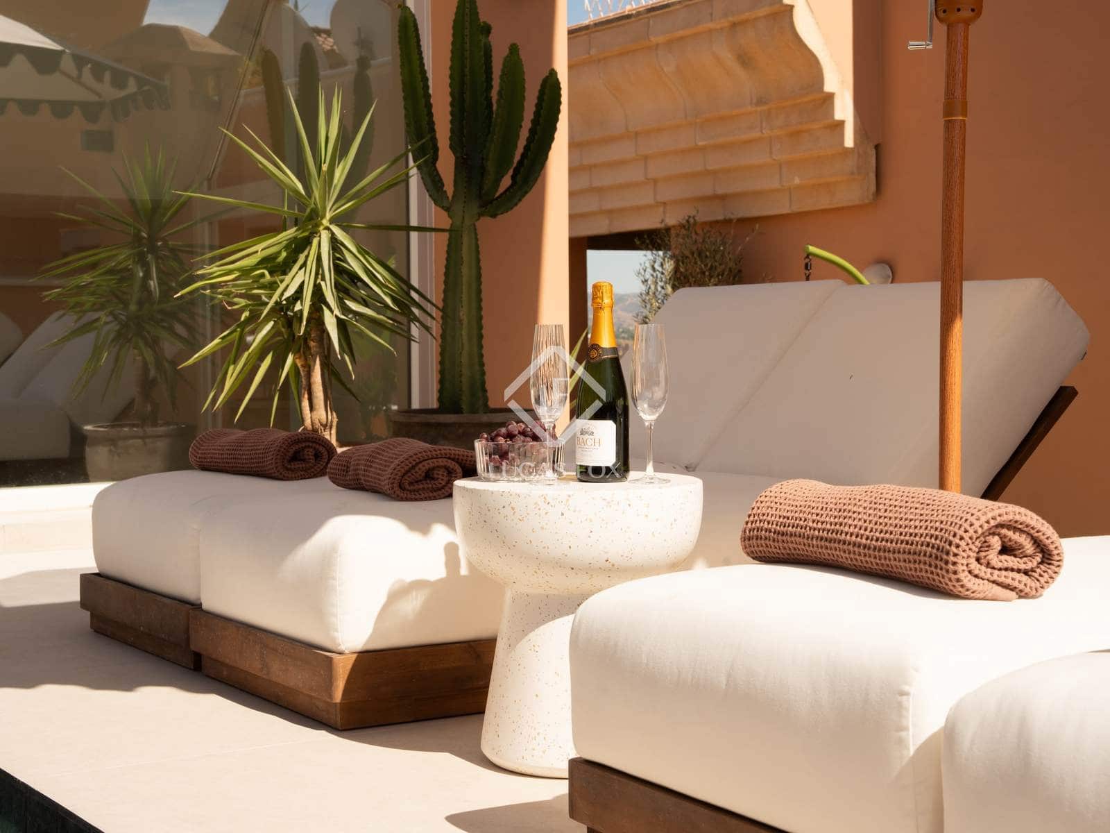 3 Zimmer Penthouse zu verkaufen in Marbella mit Pool Garage - 2.695.000 € (Ref: 9293553)